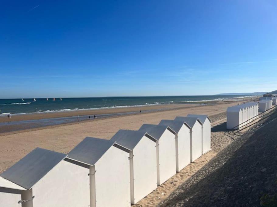 Sur La Plage / Enjoy The Beach Apartment Cabourg Exterior foto